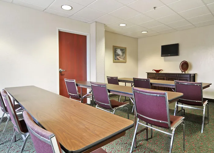 Microtel Inn & Suites Marianna