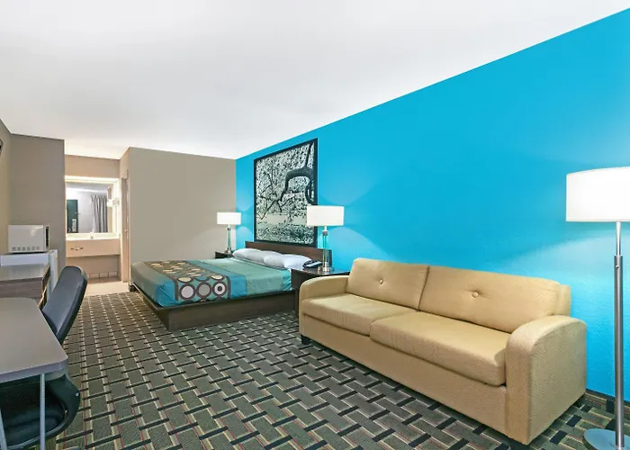 Super 8 By Wyndham Brunswick South I-95