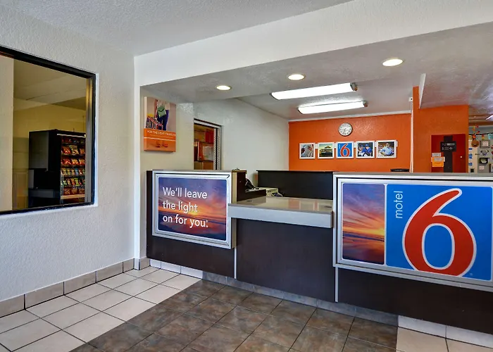 Motel 6 Dania Beach