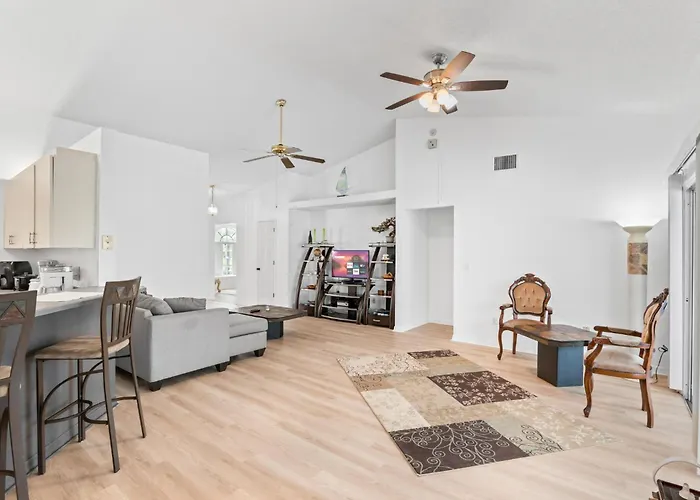 Mi Casa In Palm Bay