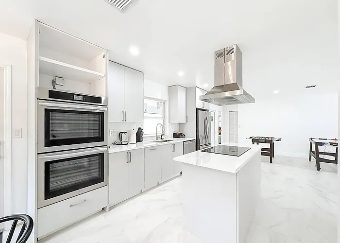 Delray Beach Escape | Near Downtown & Beaches