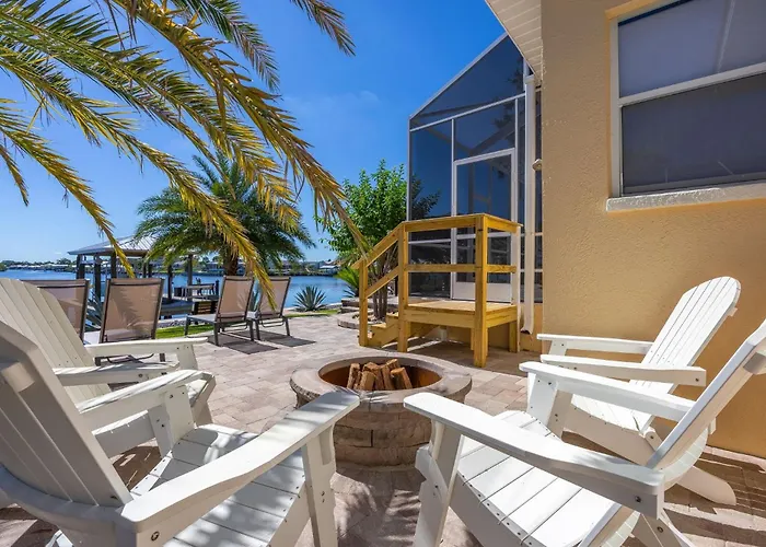 Plunge Into Joy & Bayfront Magic At Seaside Escape - Villa Seabird