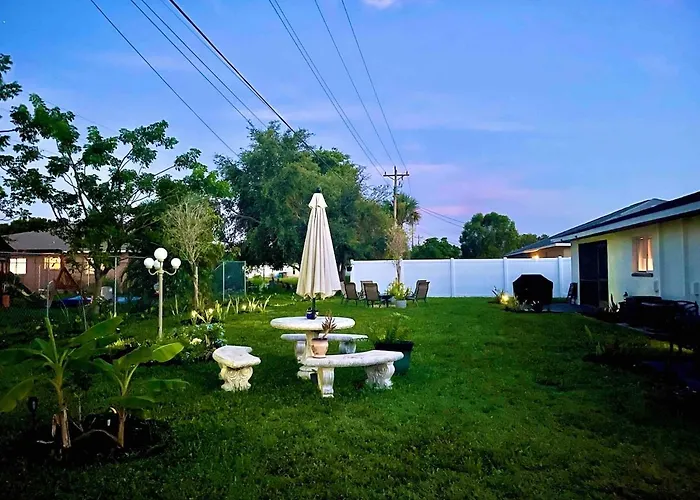 Modern Boho 2Bed 2Bath Home Right In Downtown