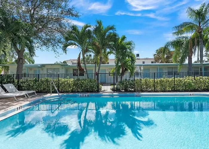 Cozy Studio In Lake With Pool & Bbq
