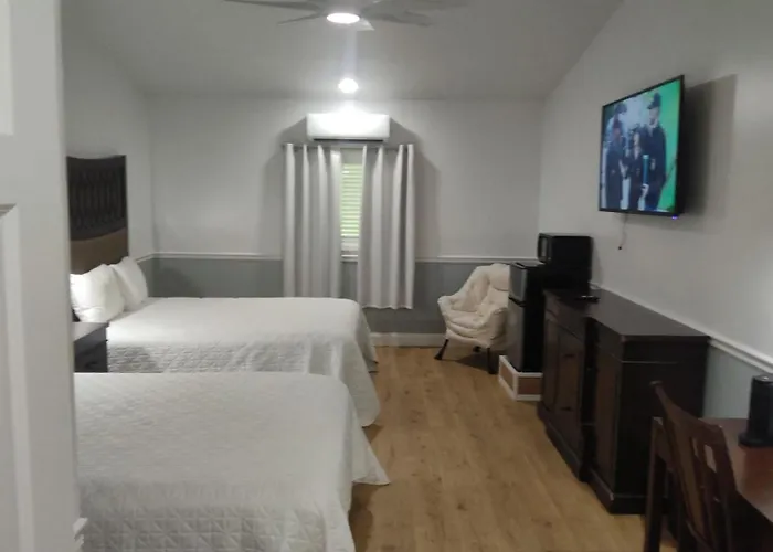 Royal Inn Motel