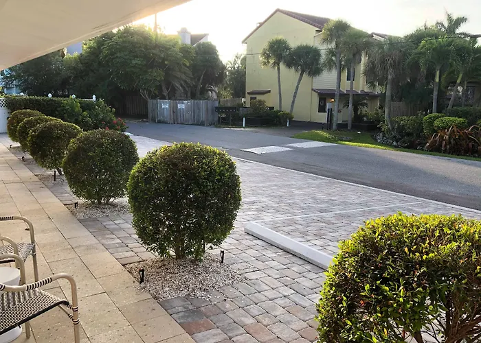 Captiva Beach Resort