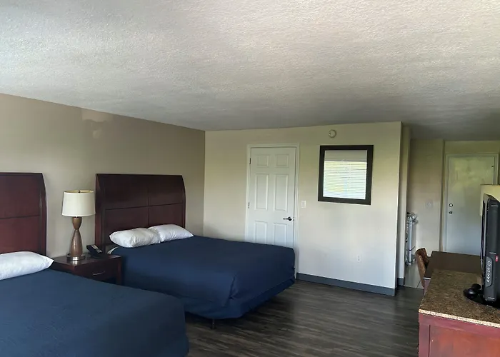 Inn On The Green Florida