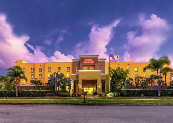 Hampton Inn & Suites - Fort Pierce