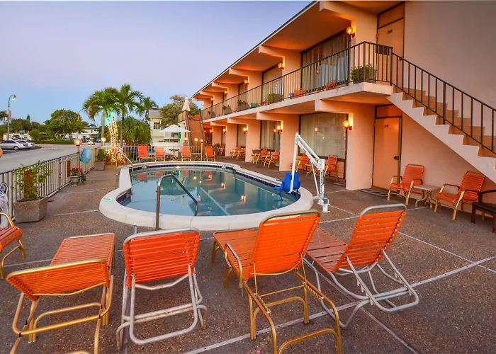 Sea Cliff Hotel