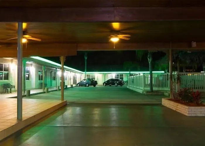 Budget Inn Of Avon Park