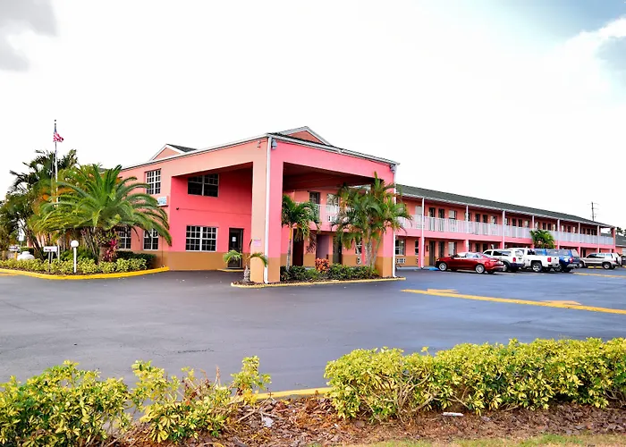 Flamingo Motel