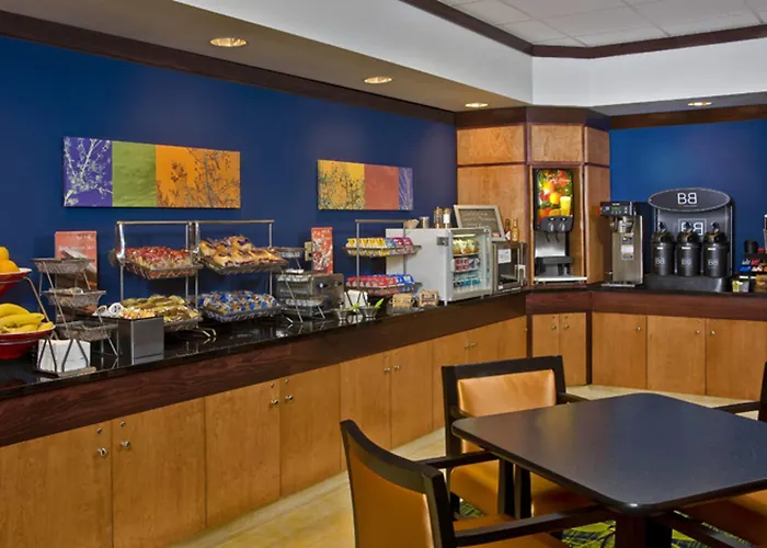 Fairfield Inn & Suites Jacksonville West/Chaffee Point
