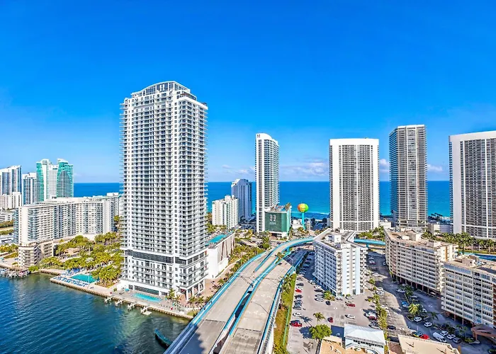 Beachwalk Resort - Waterfront Huge 3-Bedroom Apartment With Direct Ocean-View!