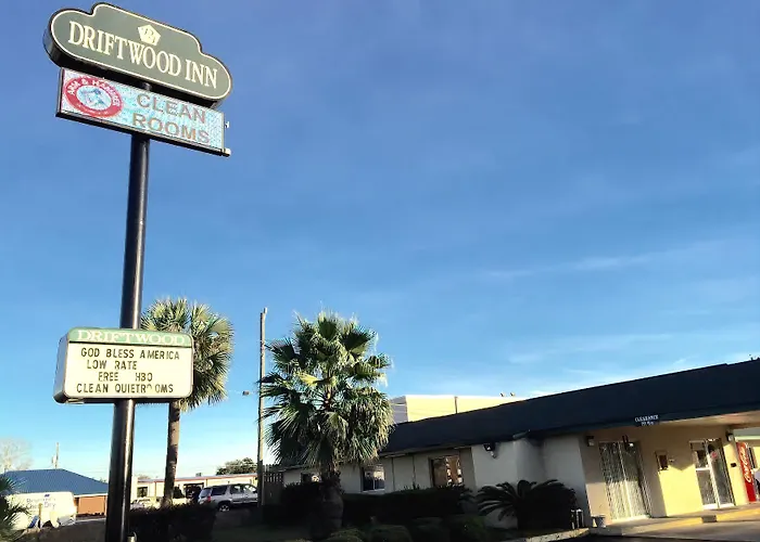 Driftwood Inn - Lake City