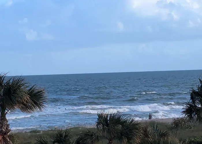 Oceanfront 2Br2B, Ocean Views, Heated Pool, Spa
