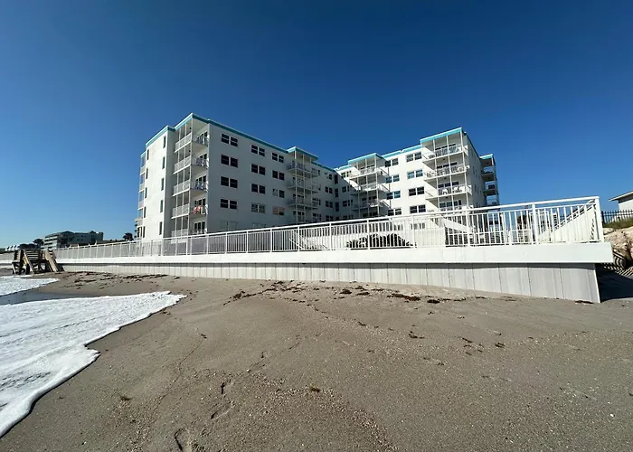 Beachfront Condo, Ocean Views, Near Patrick Sfb