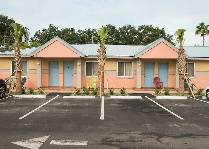 Delux Inn