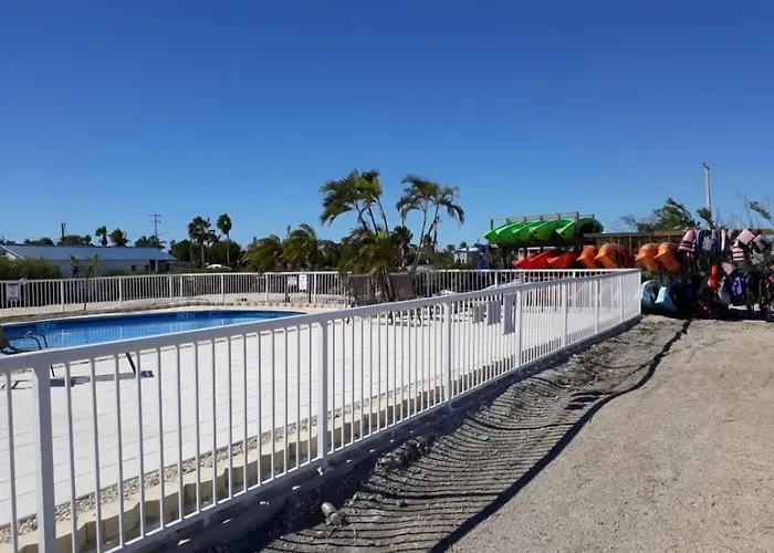 Old Wooden Bridge Resort & Marina