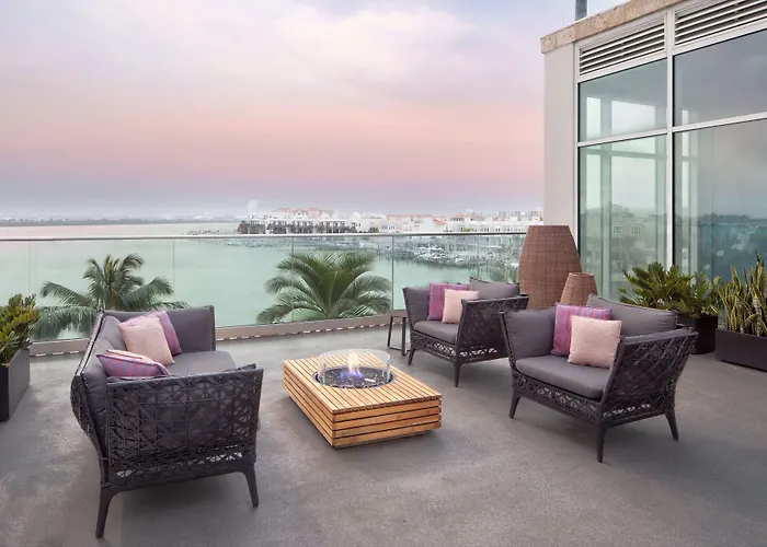 Springhill Suites By Marriott Clearwater Beach