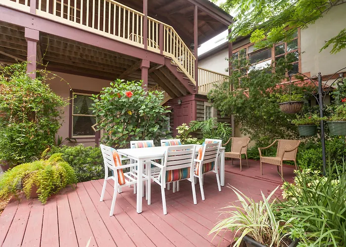 Casa De Solana Bed And Breakfast