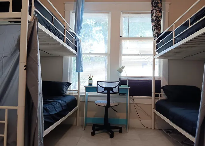 Hostel Tampa