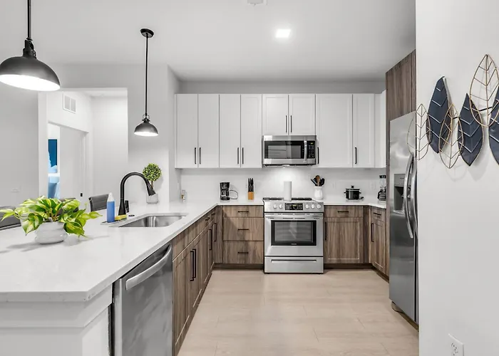 Peaceful 2Br By The Bay Pool And Coastal Vibes
