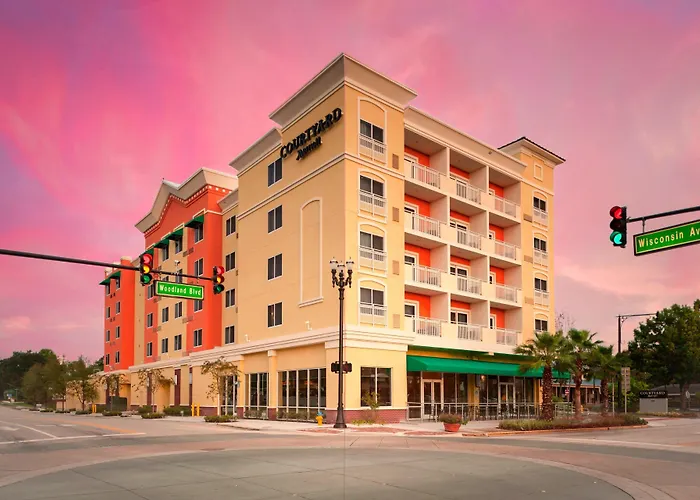 Courtyard By Marriott Deland Historic Downtown