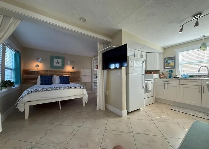 Cozy Beach Rental 1B/1B