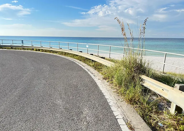 Walk To Upscale 30A! Pool, 5 Bikes, Smart Toilet, Rain Shower