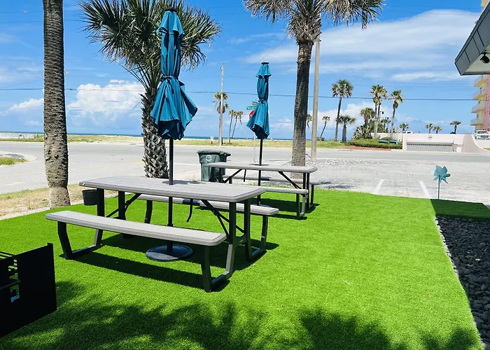 1915 Beach Club