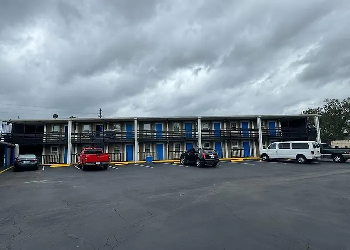 Midtown Lodge
