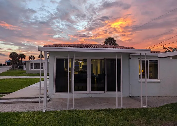 Beautiful Ormond Beachfront House!