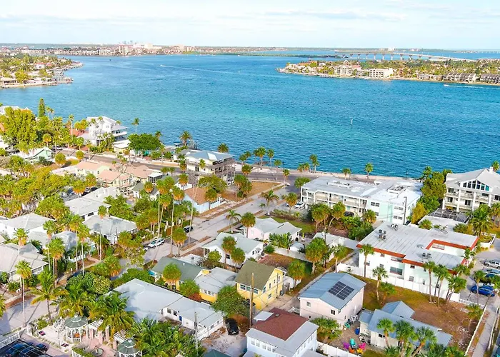Cozy Beach Rental 1B/1B