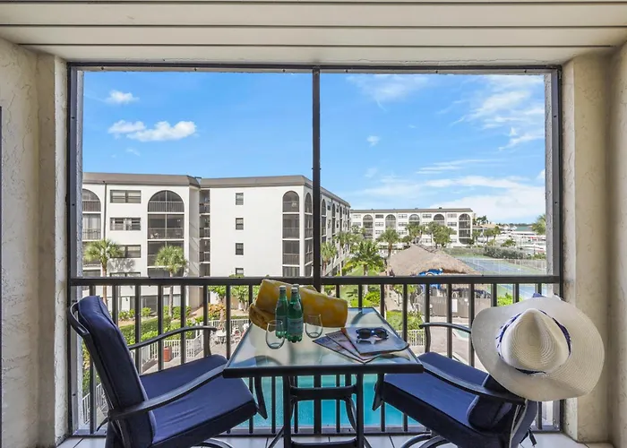 Pleasant Condo With Spectacular Views, Pools And Spas