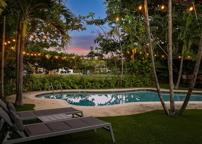 Modern Miami Oasis Pool & Water Views