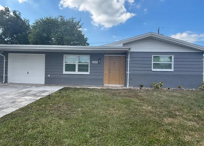 Charming 3Br Family Retreat Near Tarpon Springs