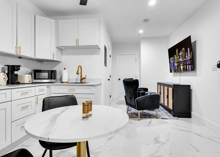 Brand New 2Bedroom Apartment With Kitchen In Key Largo