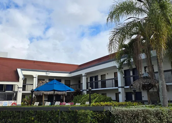 Days Inn By Wyndham Florida City