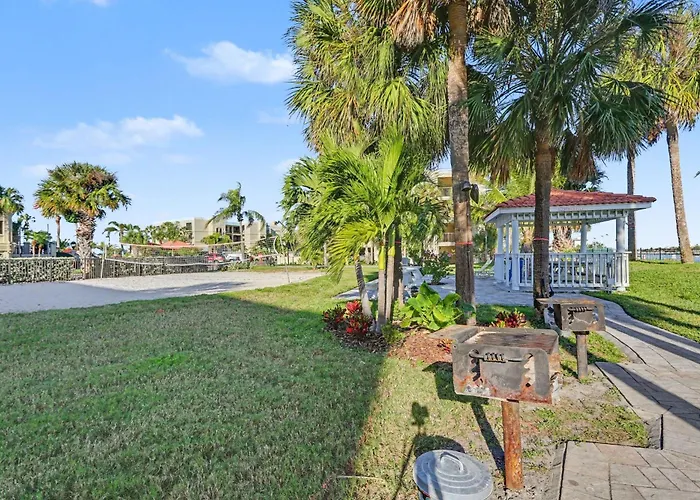 Land'S End 11-203 Beach Front - Premier