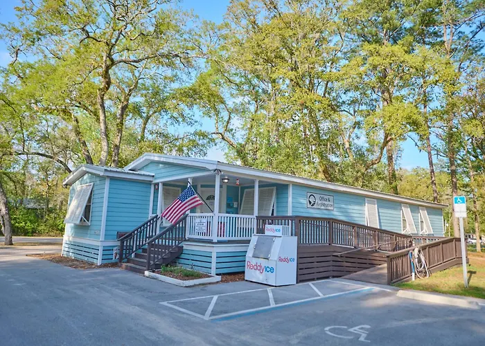 Live Oak Landing