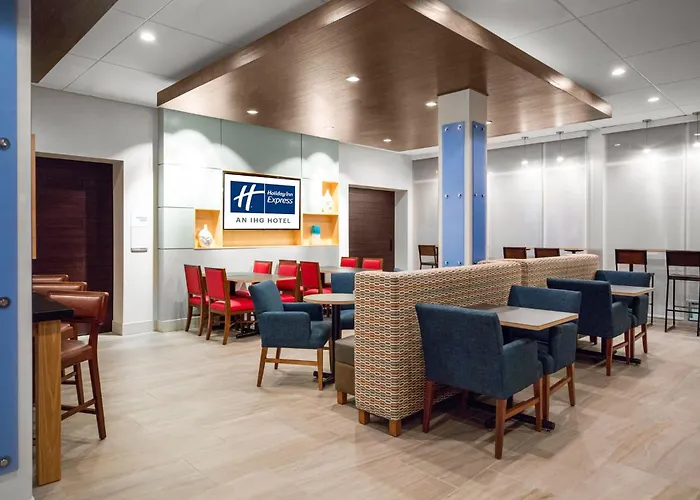 Holiday Inn Express & Suites Sanford - Lake Mary By Ihg