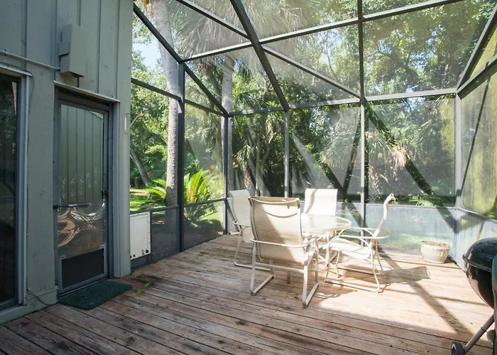 Shady Palms - 2Br Retreat W Pool & Beach Access