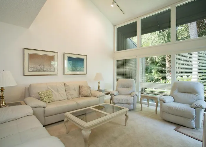 Shady Palms - 2Br Retreat W Pool & Beach Access