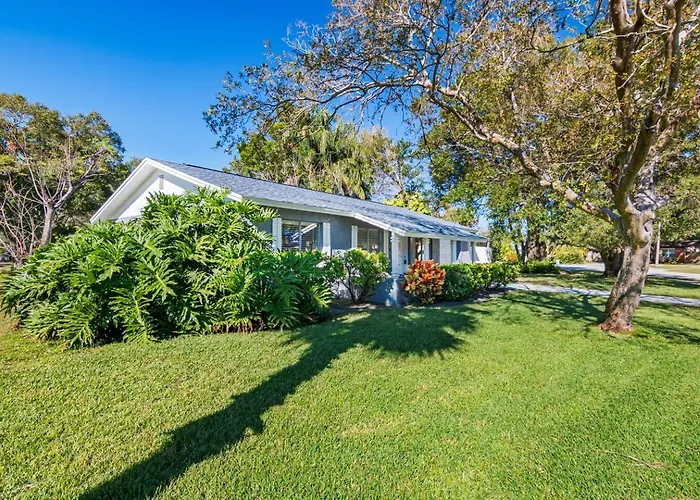 Free Heated Pool, Sleeps 10, Pinellas Pk 25 Min To Gulf Beaches