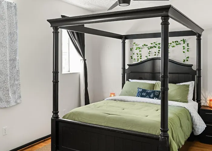 Circle Overlook-Downtown Apartment Stay