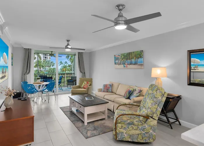 Completely Remodeled 2 Bed 2 Bath I Block Away From Free Beach Access