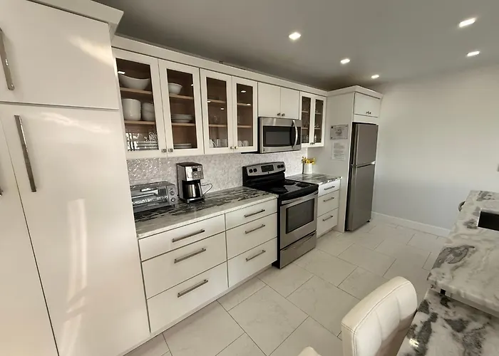 Sunset Beach 101 Beach Front Unit