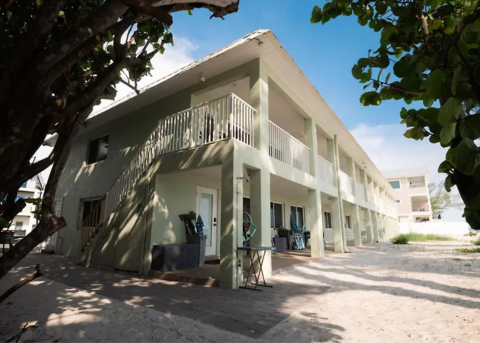Beachfront Corner Condo With Sunset Gulf Views