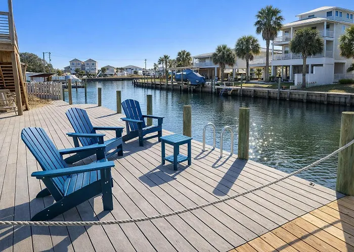 Waterfront Home, Short Walk To Beach, Deck/Balcony