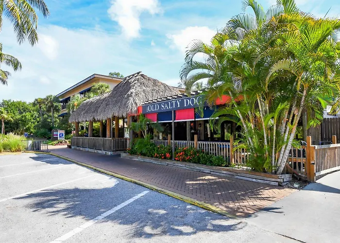 Canal 313 - Right In Siesta Key Village!